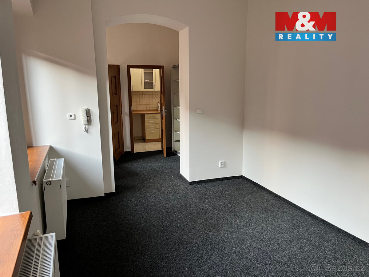 Pronájem kancelářského prostoru, 40 m², Louny, ul. Mírové n. - 4