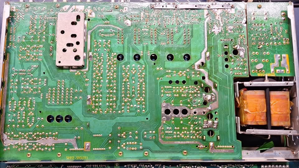 GRUNDIG SXV 6000 + Aktivní GRUNDIG Box 50 Professional - 4