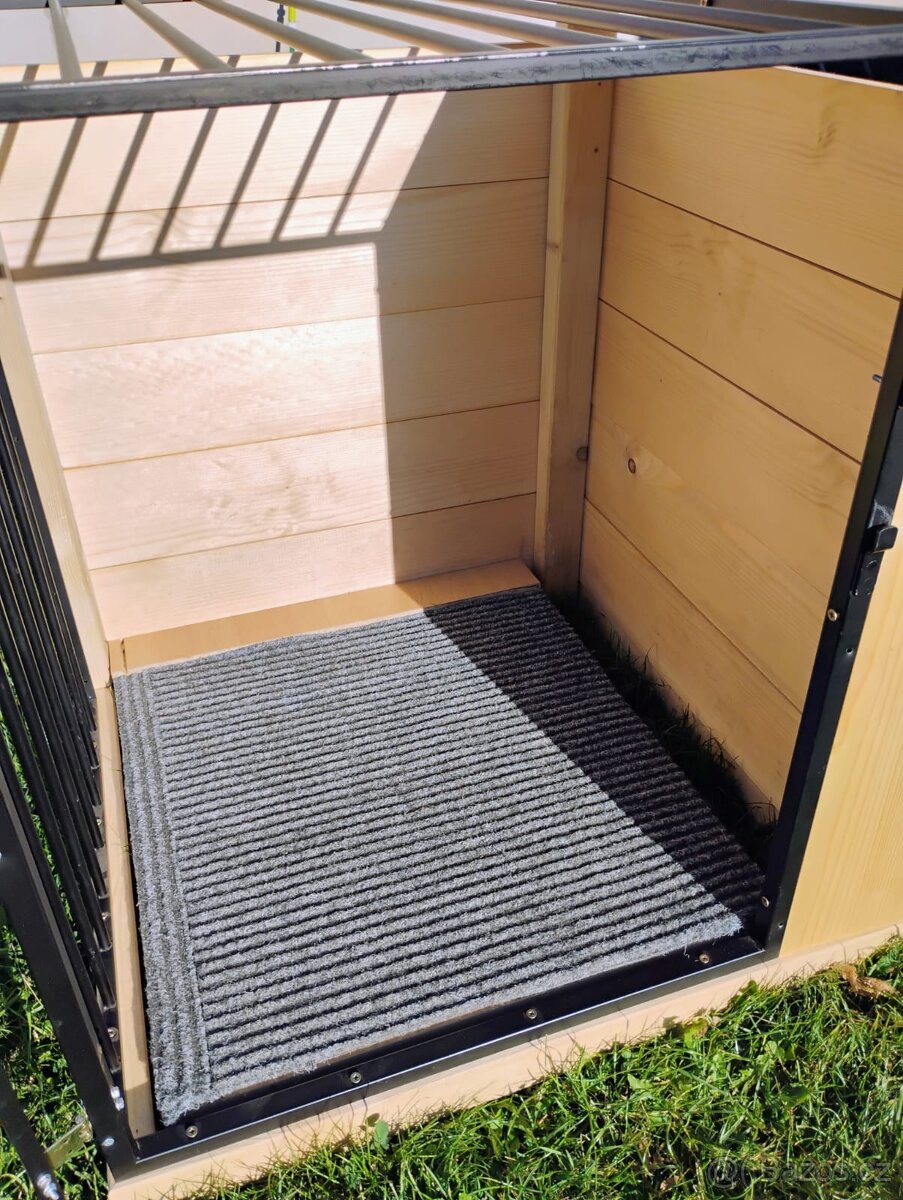 Vnitřní-interiorová odkládací klec pro psa, vyrobená na míru - 4
