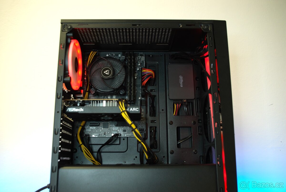HERNÍ PC - Intel i3 10100f, ARC A380 6GB, 16GB RAM, SSD 512 - 4