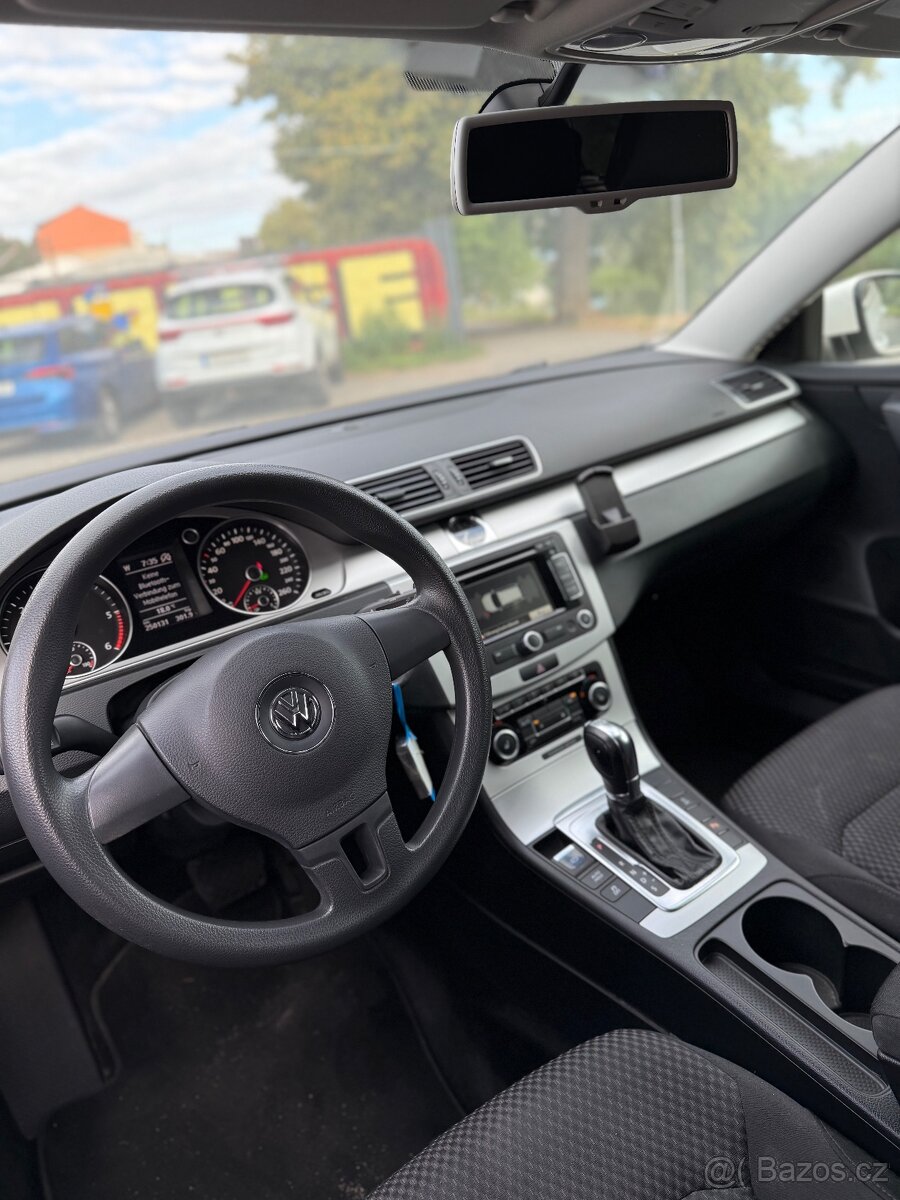 Volkswagen Passat, 2.0TDI 103KW Automat serviska Passat B7 O - 4