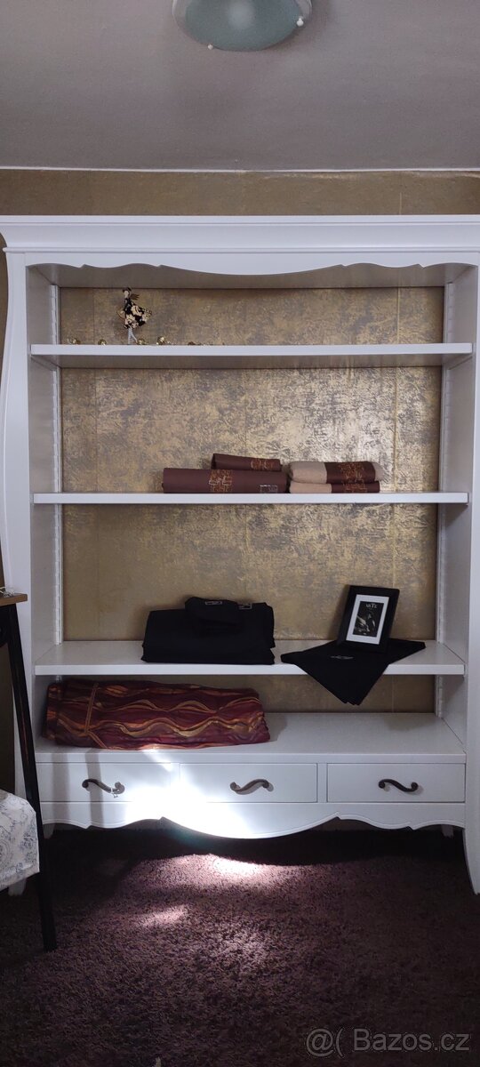 Knihovna bílá, dovoz Itálie - 4