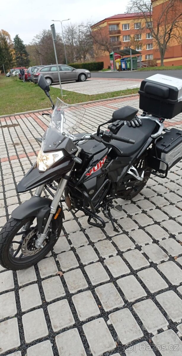 YUKI 125 XTR II - 4
