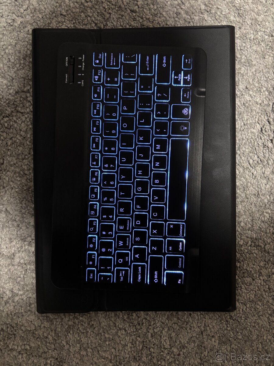 Kryt s bluetooth klávesnicí na Samsung S9+ - 4