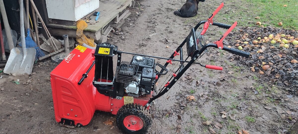 Sněhová fréza 9556 HECHT. - 4