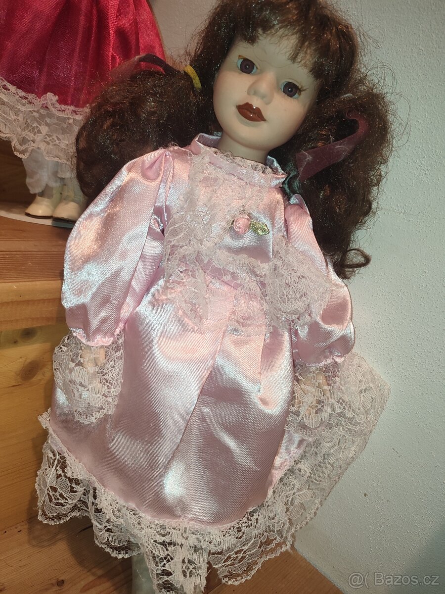 Porcelánová panenka 38cm - 4