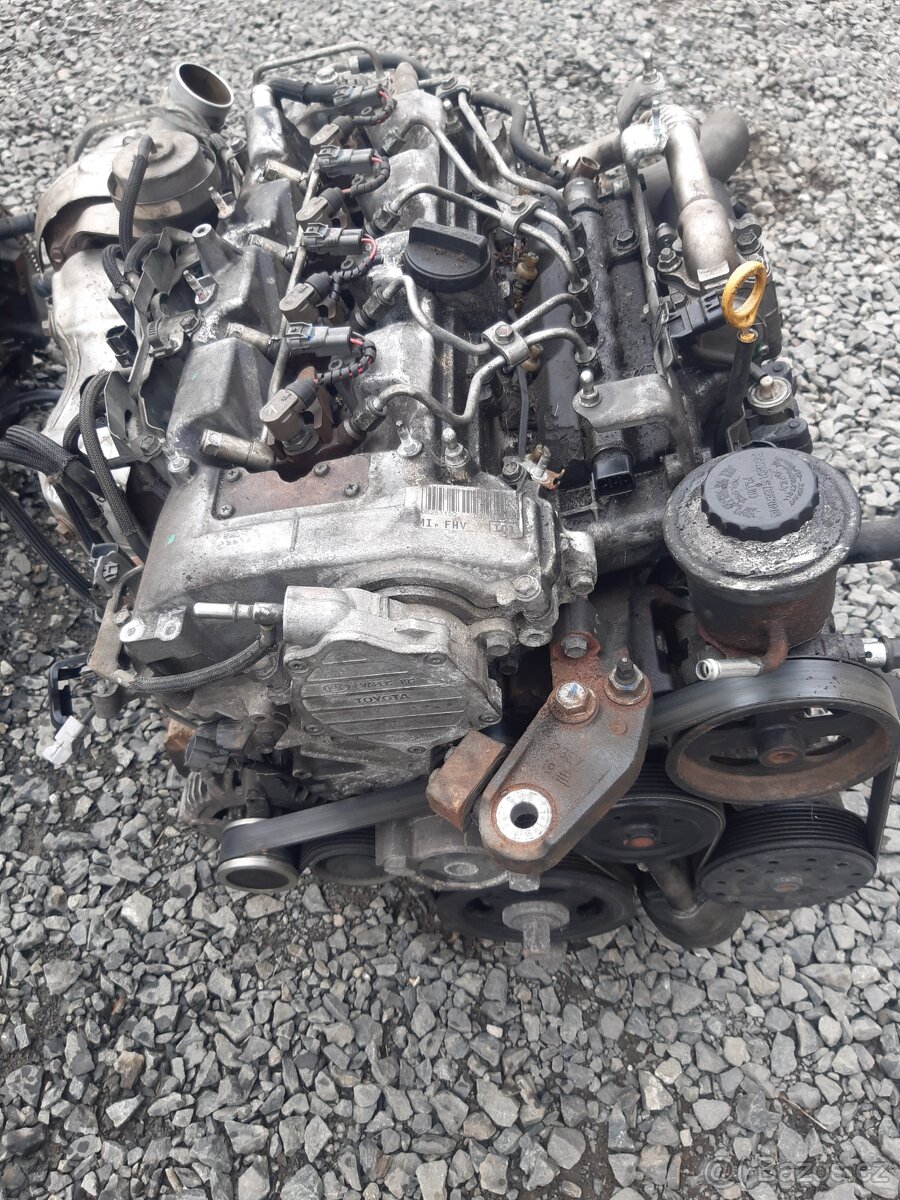 Motor se vstřiky Toyota 2,2 Dcat - 4