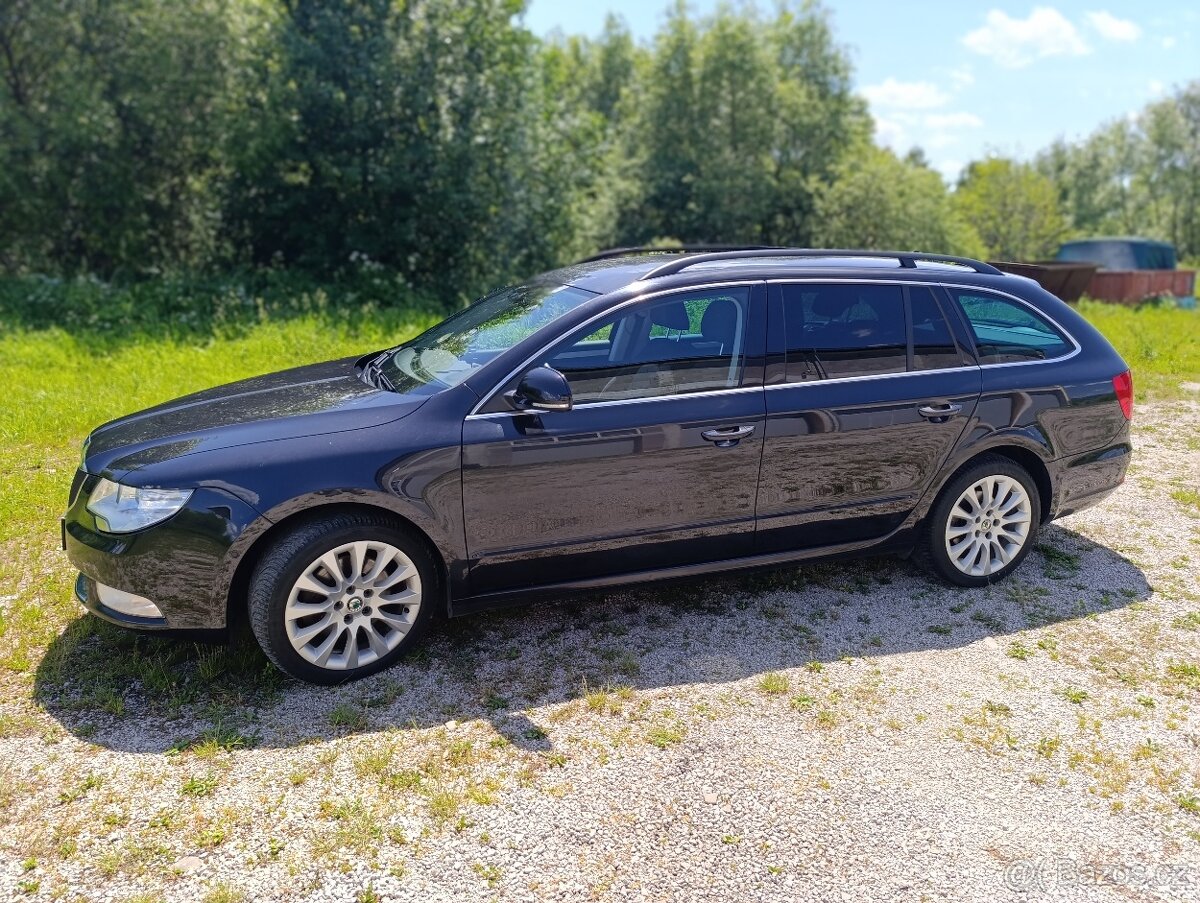 ŠKODA SUPERB COMBI 2.0TDi 4x4 ,, ELEGANCE " - 4