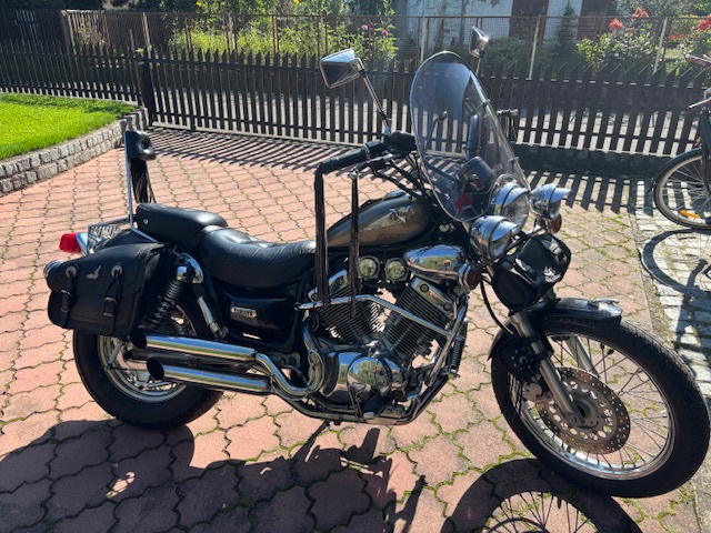 YAMAHA - Virago 535 - 4