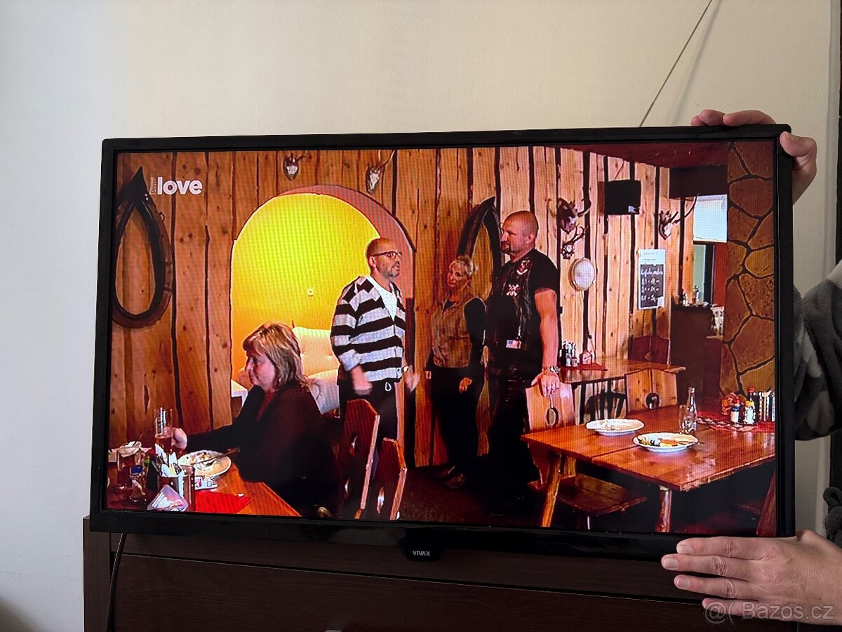LED TV Vivax - 4