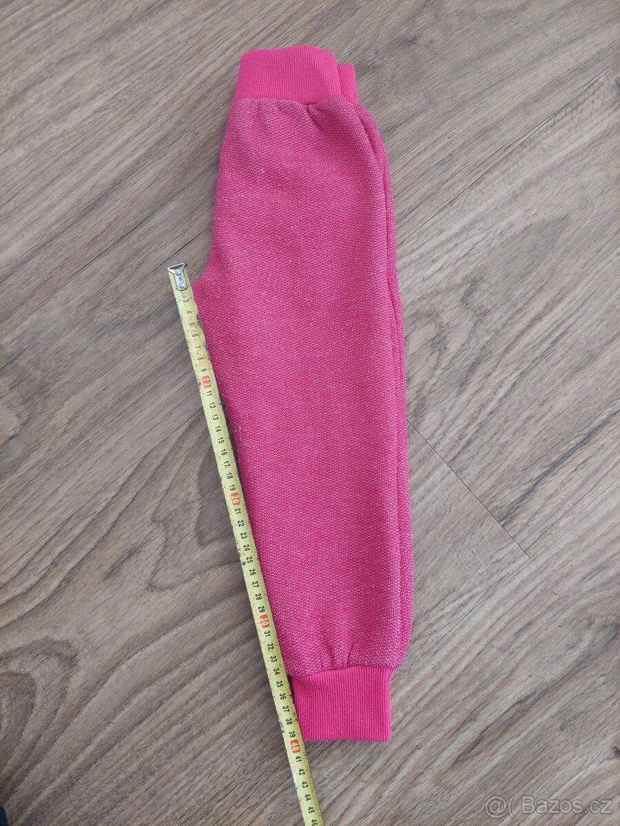 Dětské zateplené tepláčky vel.98 - 4