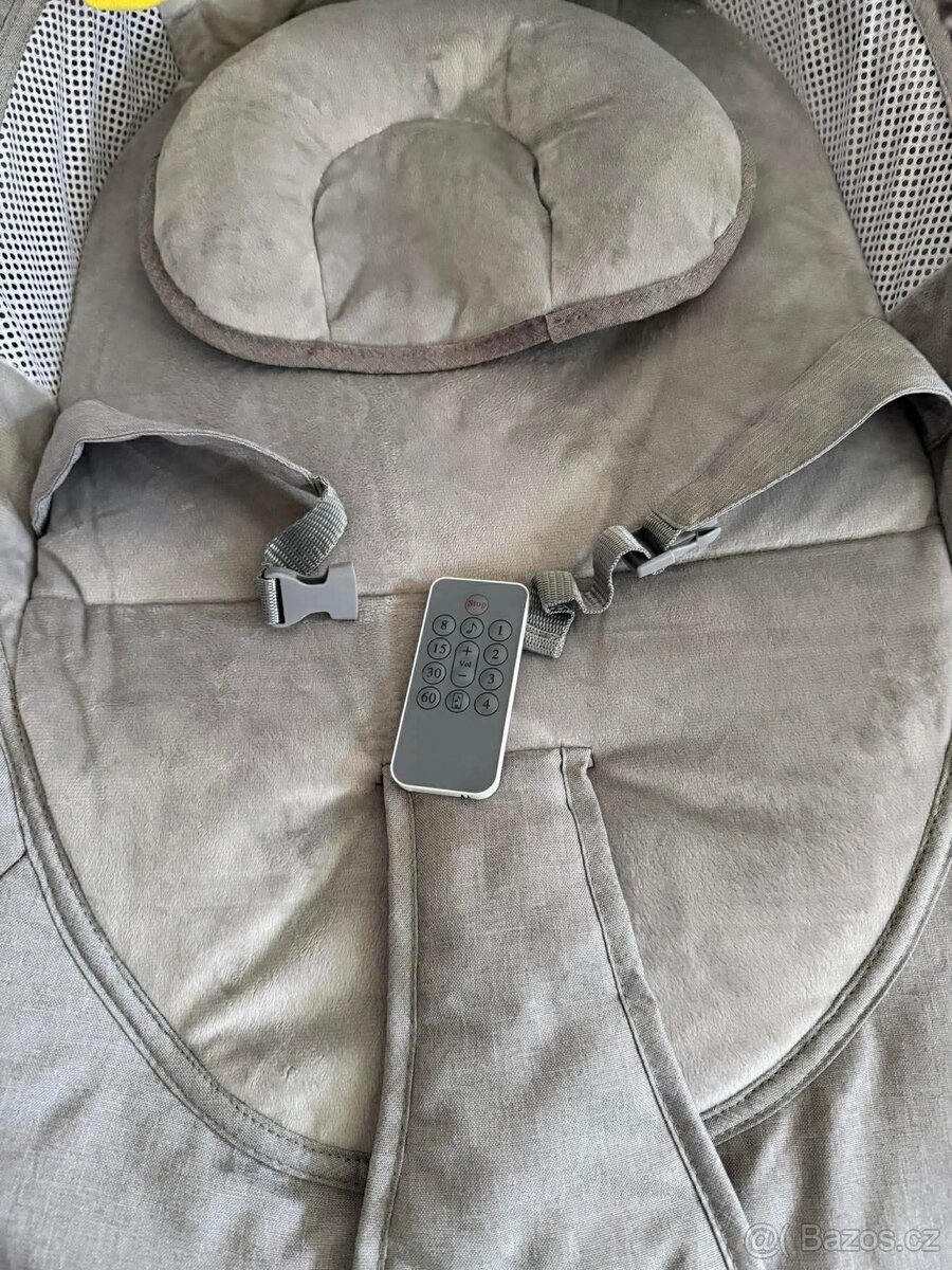 houpačka s dálkovým ovládáním. - 4