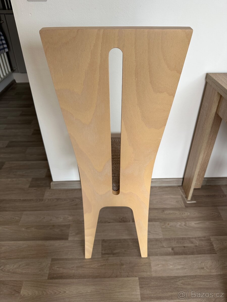 Dřevěné jídelní židle - 4