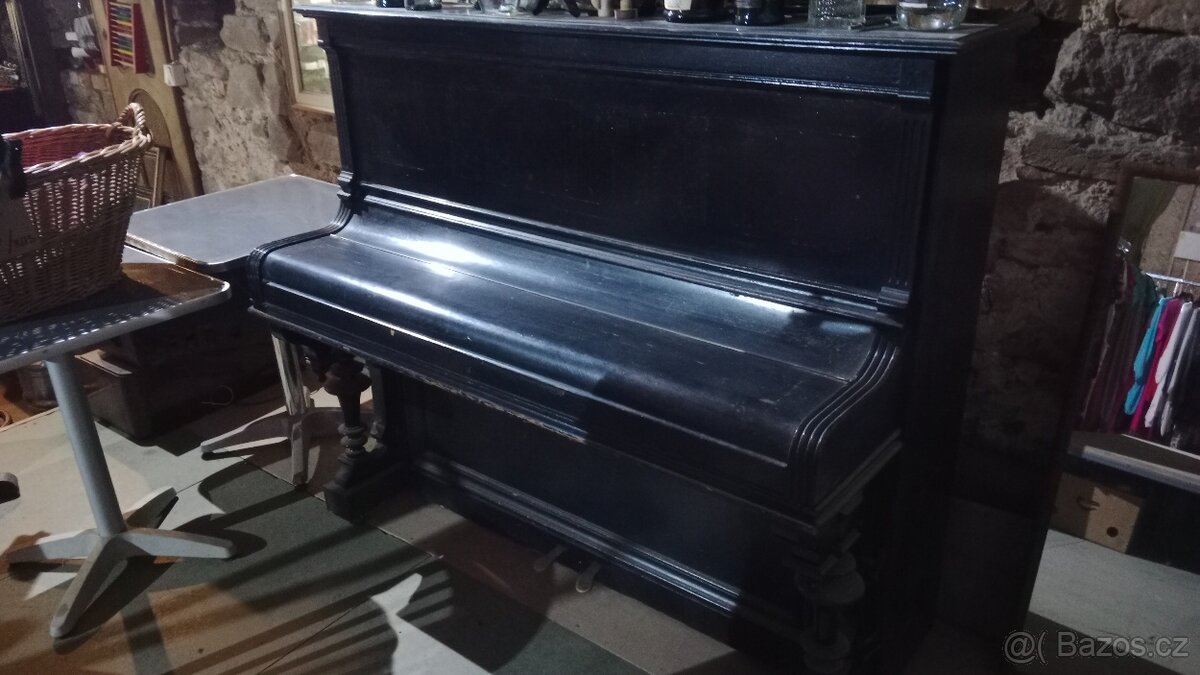 Piano - 4