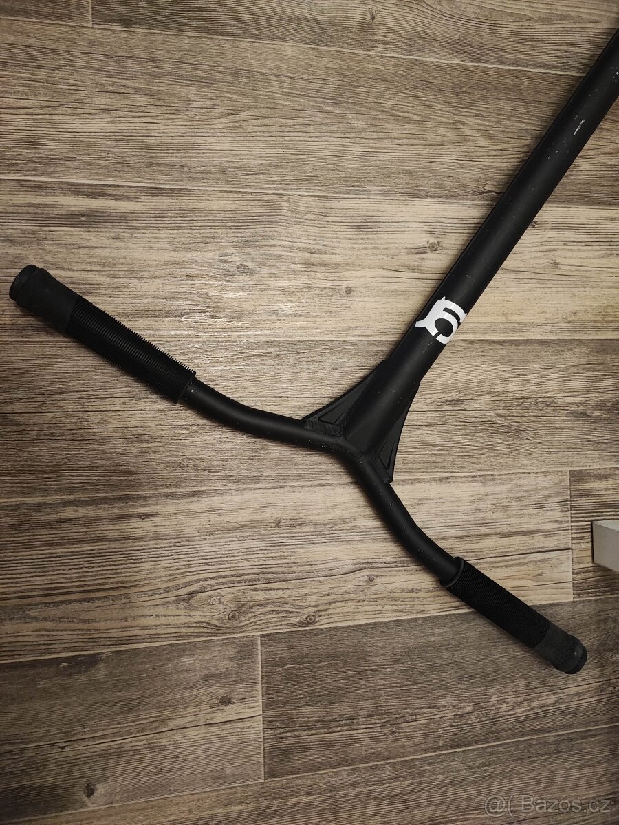 Prodám používanou koloběžku Ethic Erawan V1 rainbow - 4