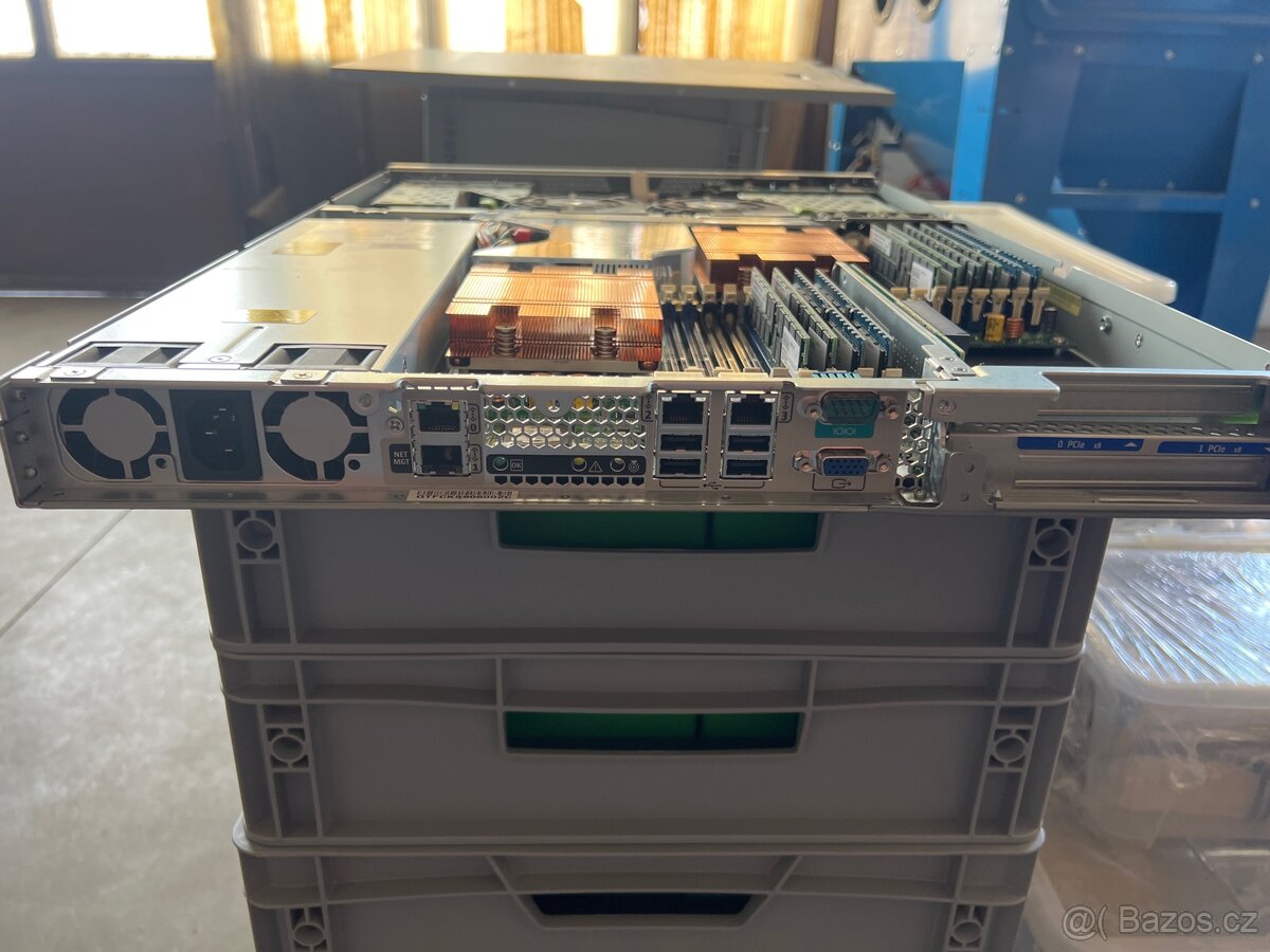 Server Sun Fire x2200 1u 20GB RAM - 4