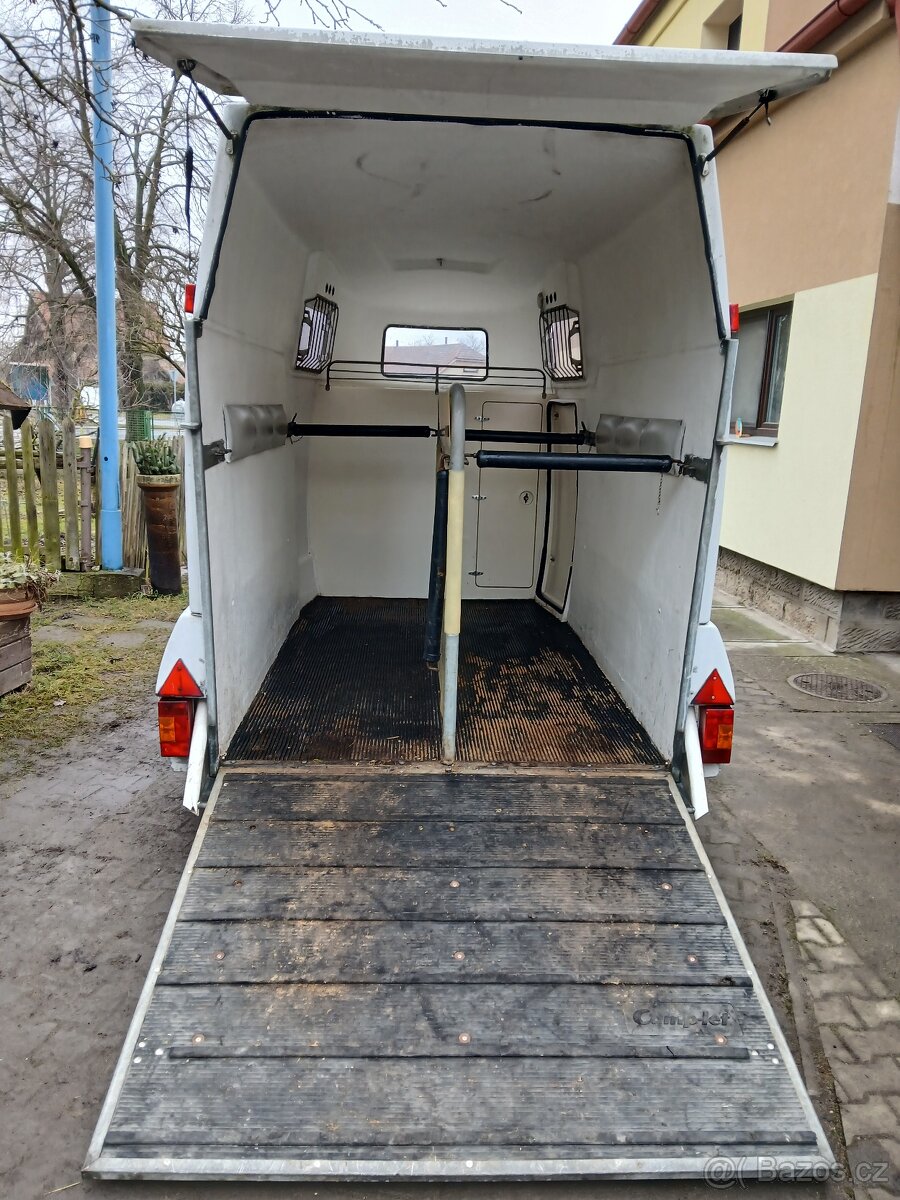 Přepravník 2 koní celolaminátový se sedlovnou - 4