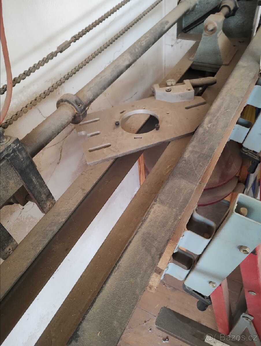 Nový soustruch na šroubovice bez vrchní frézy - 4