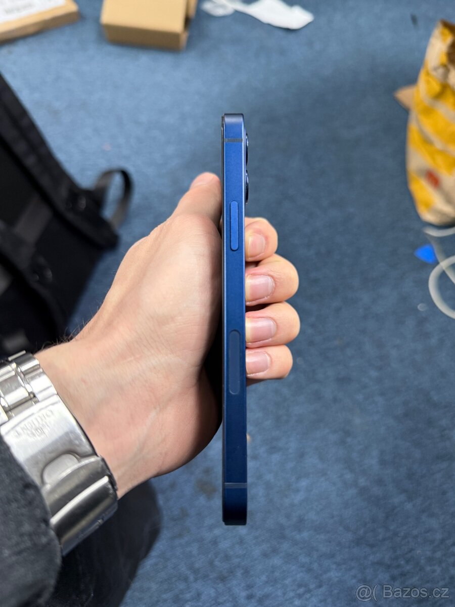 iPhone 12 128GB – Blue - 4