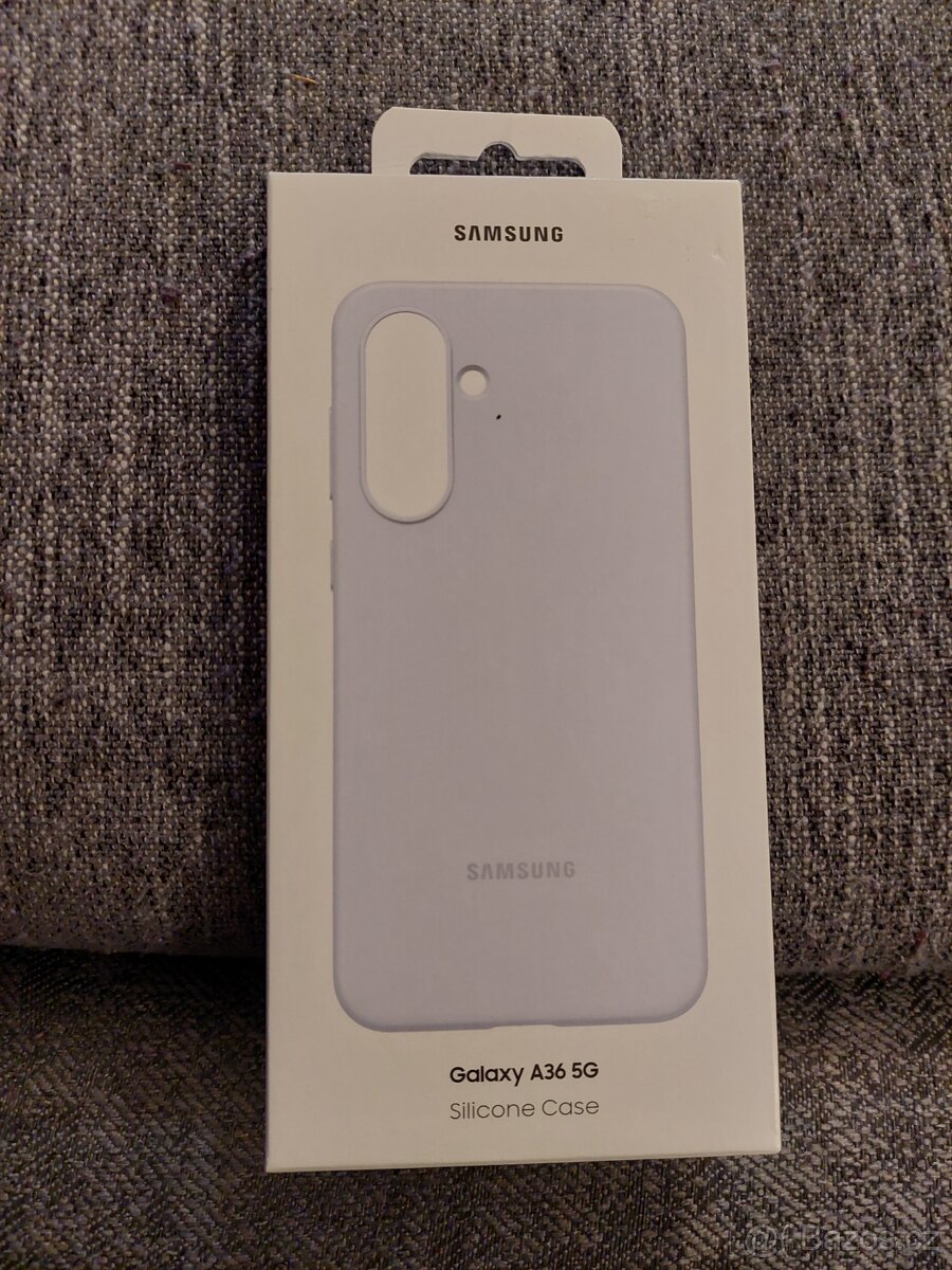 Úplně nový telefon - 4