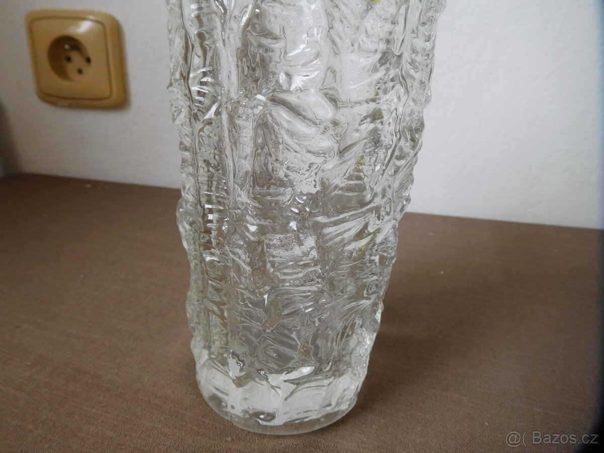 VÁZA - VLADISLAV URBAN - 4