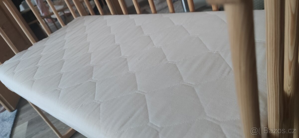 Přístavná postýlka + matrace - 4