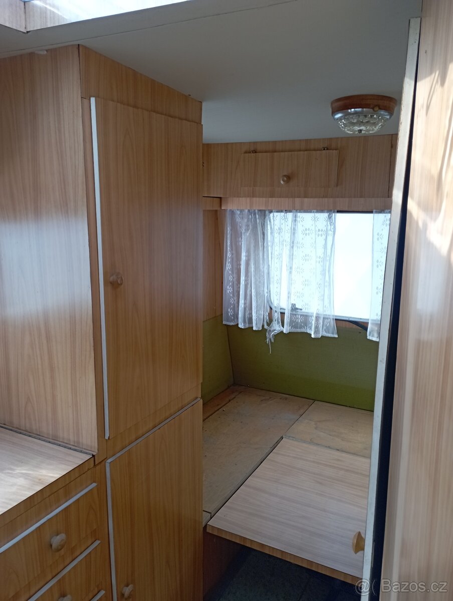 Karavan - 4