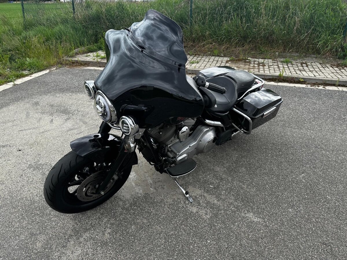 Harley Davidson Street Glide - 4