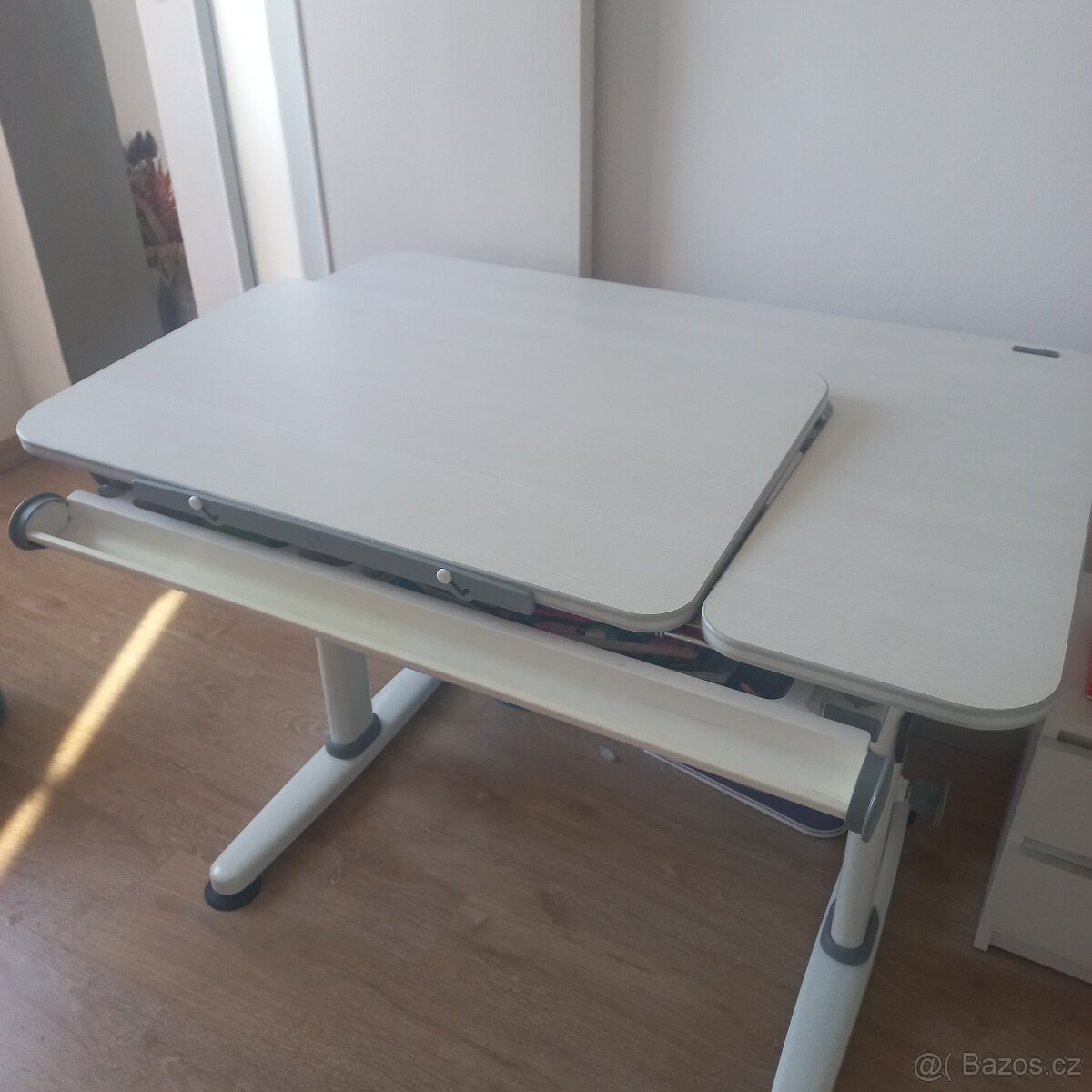 rostoucí stůl + židle - dekor bílý cedr - 4