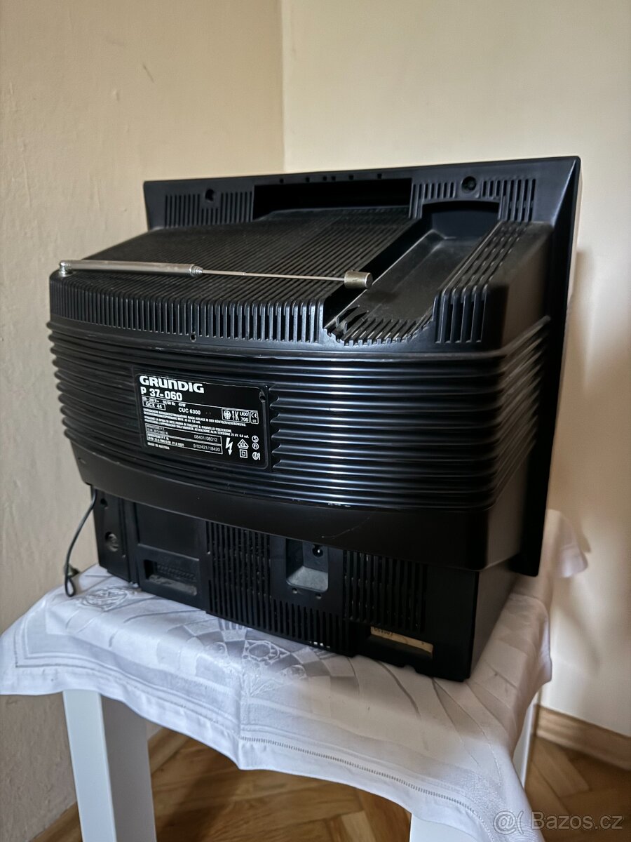 Prodám TV GRÜNDIG - 4