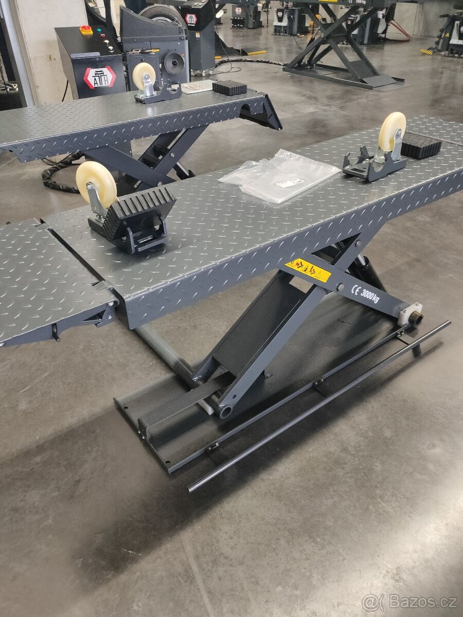 Mobilní NŮŽKOVÝ ZVEDÁK, ZDVIH 1m/3.000 kg ZARUKA,SPLÁTKY - 4