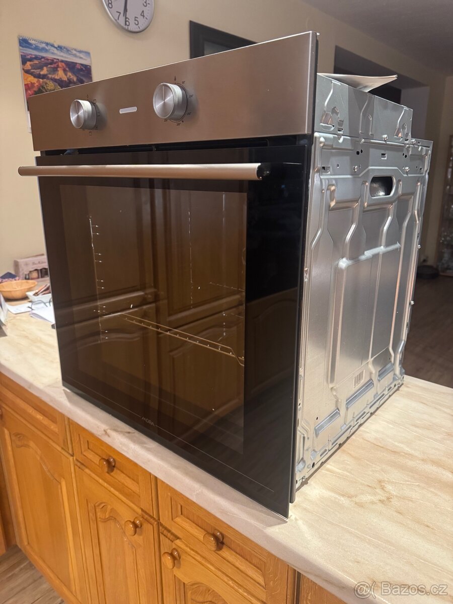 Vestavná trouba Mora VT 111CX - 4