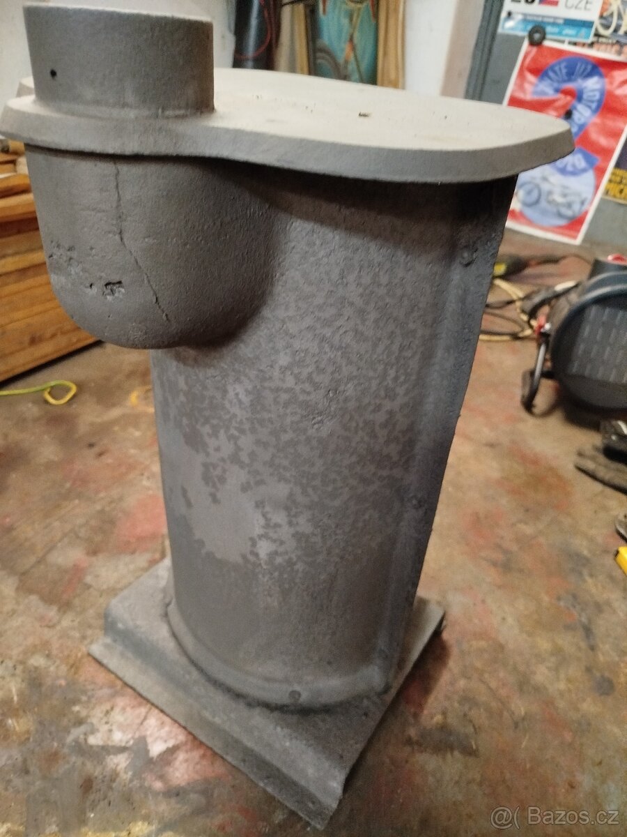 litinová kamna SVOAS - PRAGA V3S - 4