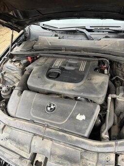 BMW E91 320D 120KW preLCI - díly - 4