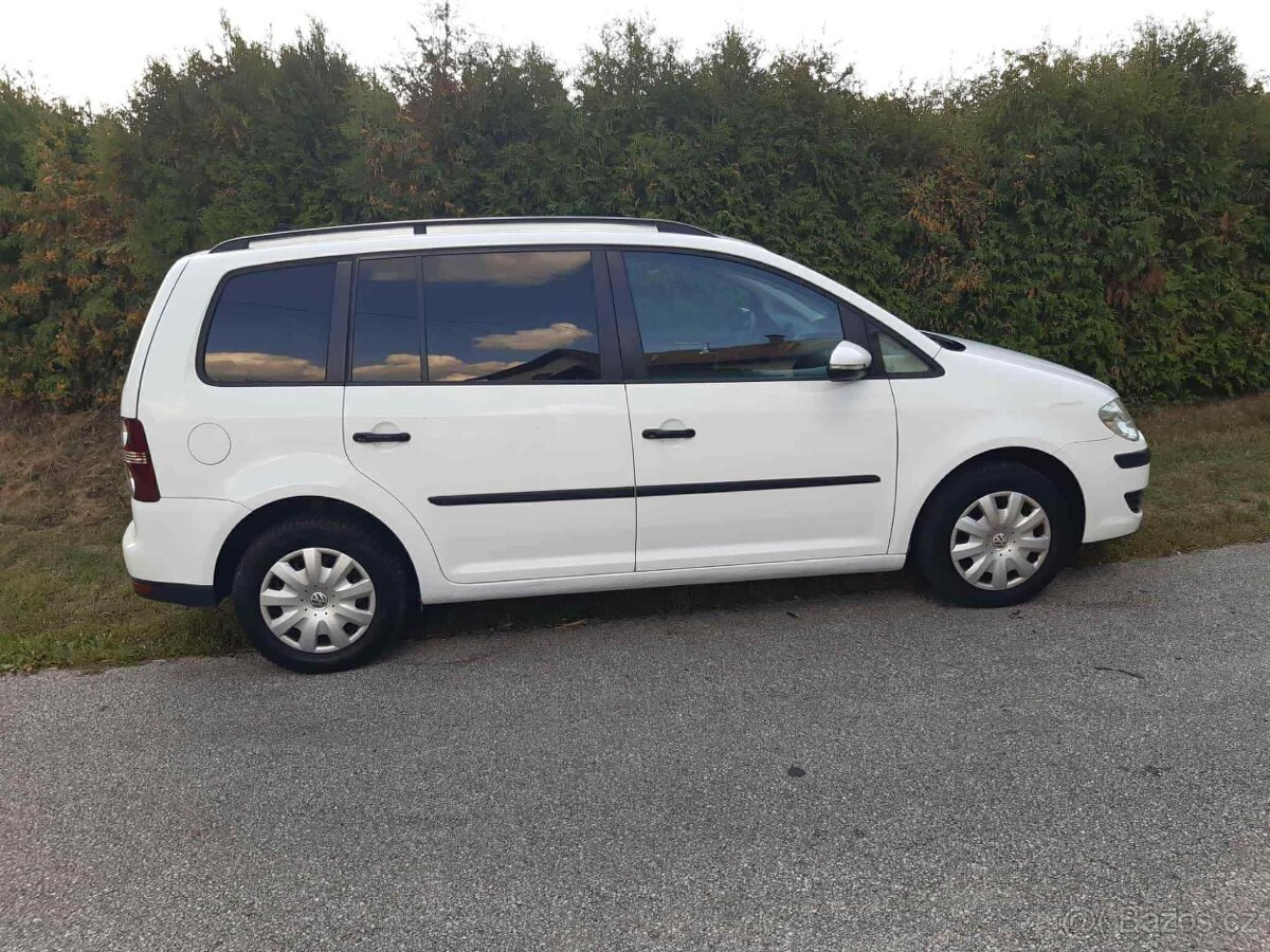 VW Touran 1.9 tdi 77kw -model 2010- 1.majitel - 4