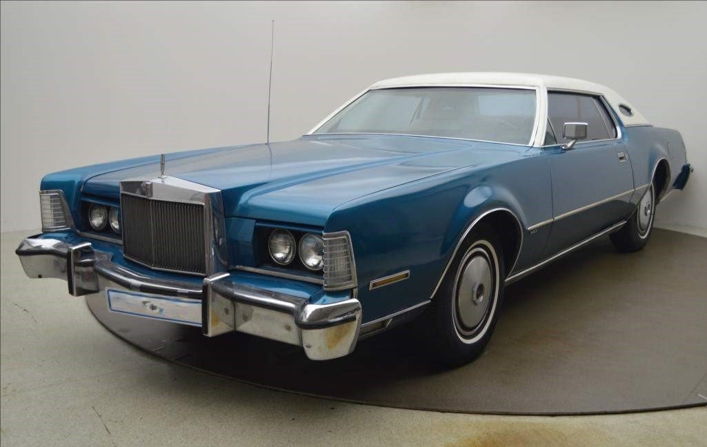 Lincoln Continental Mark IV. 7,5 V8 (158 kW) 1974 - 4