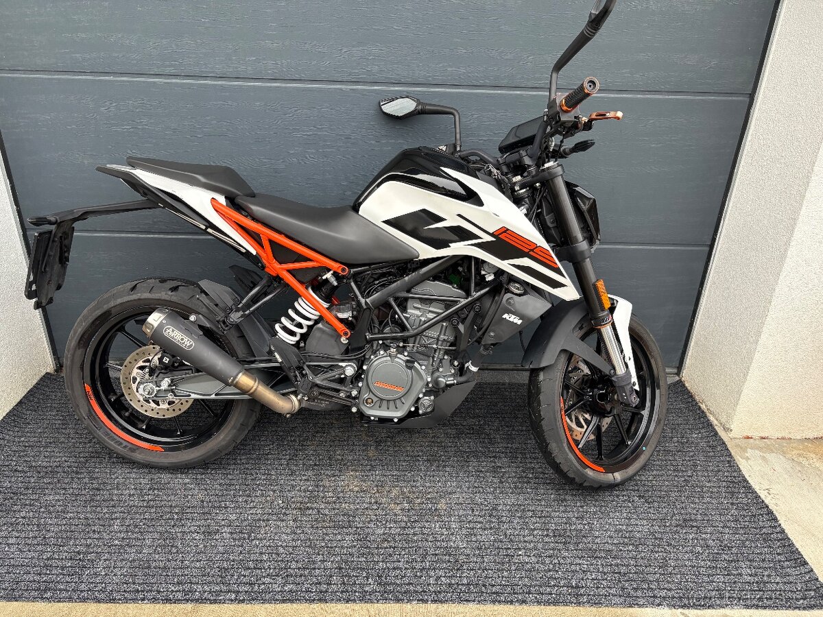 KTM Duke 125 - 4