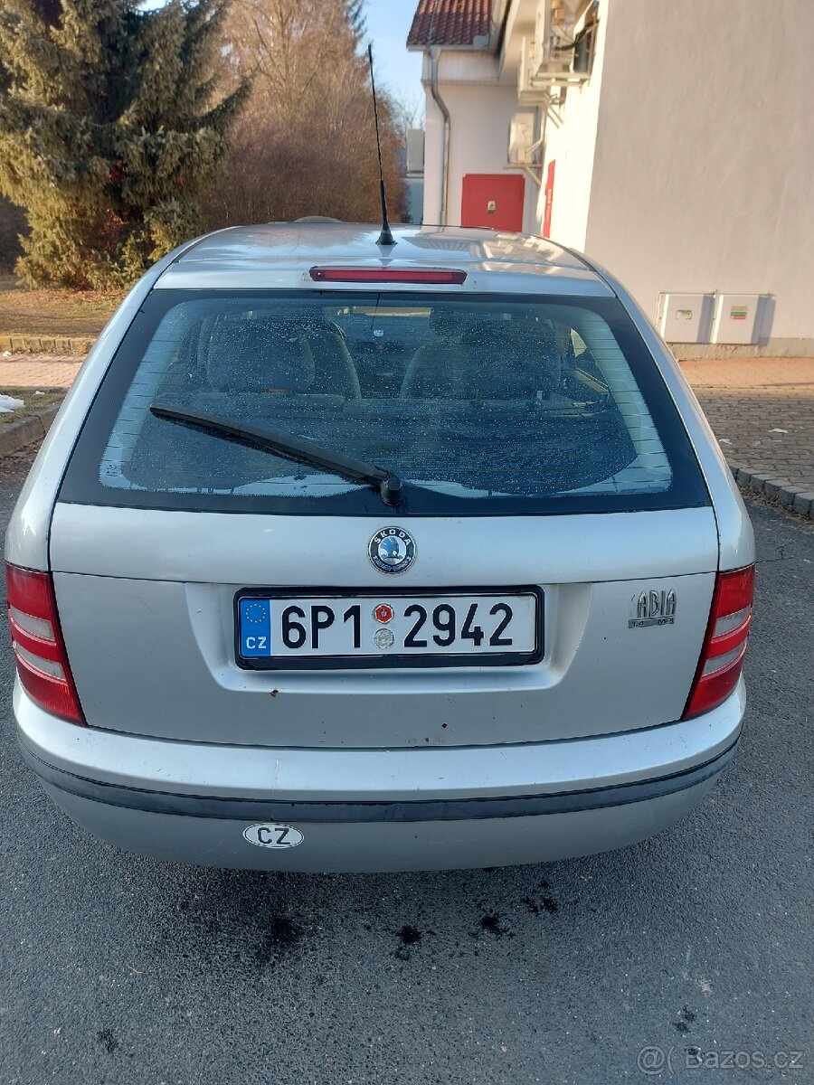 Škoda fabia 1.4 mpi - 4
