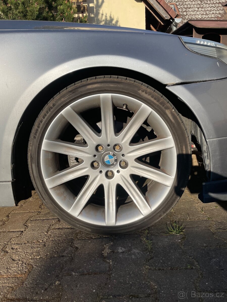 BMW e60 525i - 4