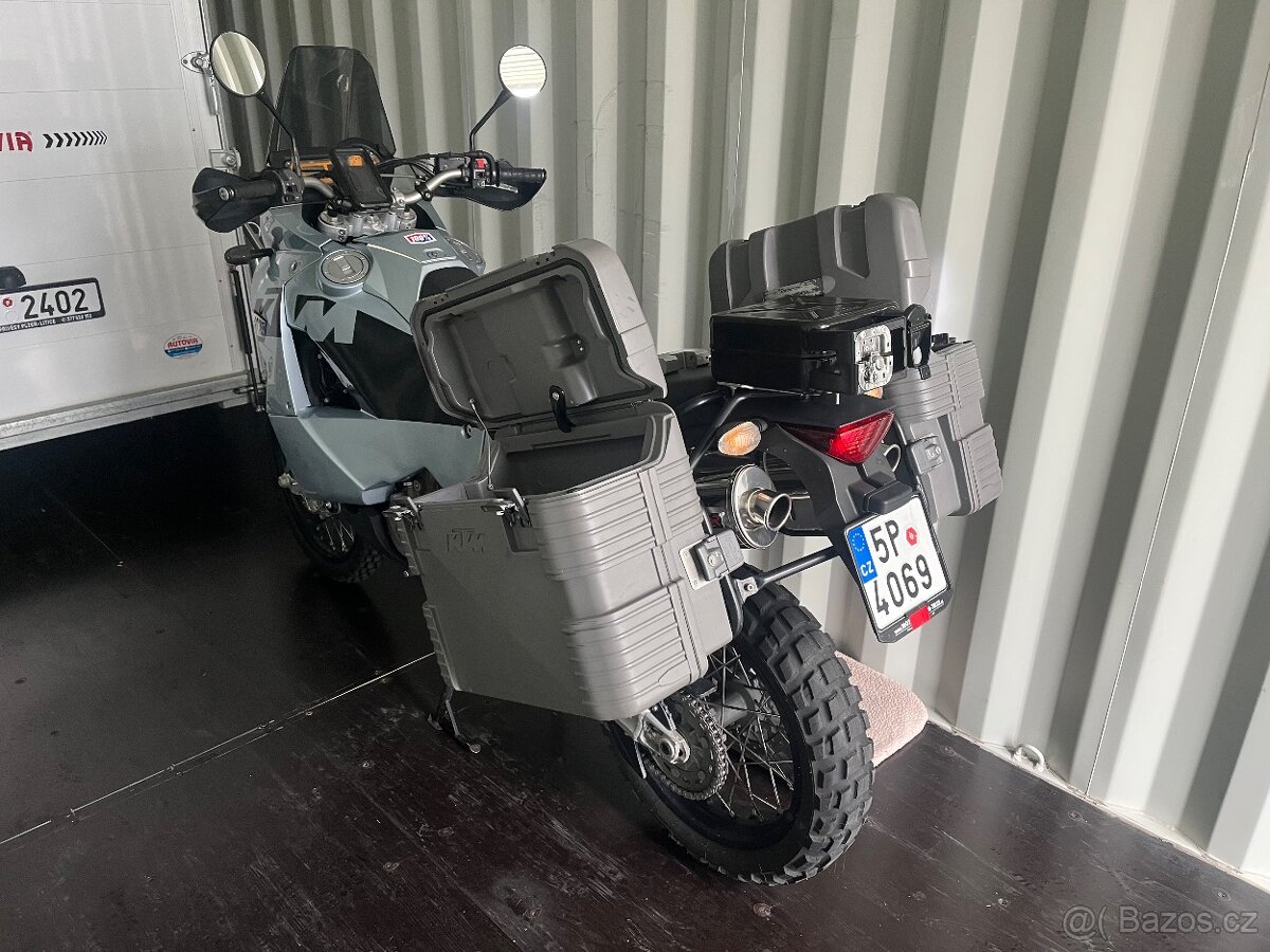 KTM 950 Adventure - 4