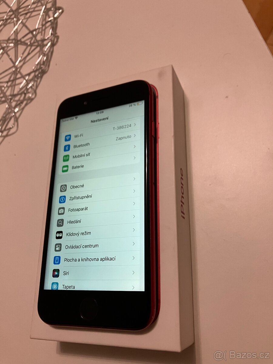 iPhone 128GB - Nová baterie, pěkný stav - 4