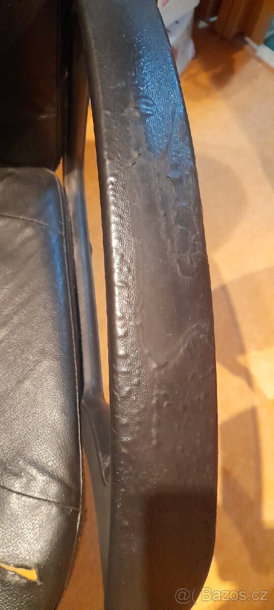 Kancelářská židle stará zdarma - 4