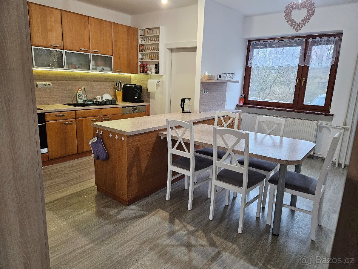 Prodej rodinný dům Šumice - 4