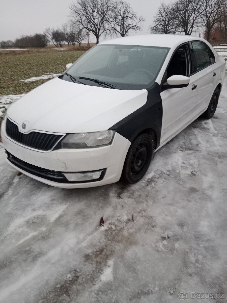 Škoda Rapid - 4