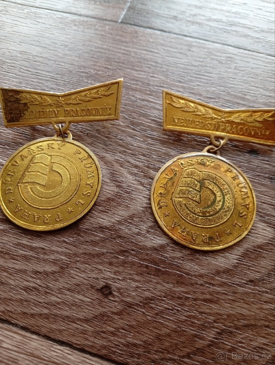 Odznaky a medaile - 4