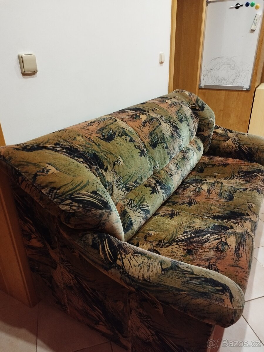 Rozkládací pohovka - 4