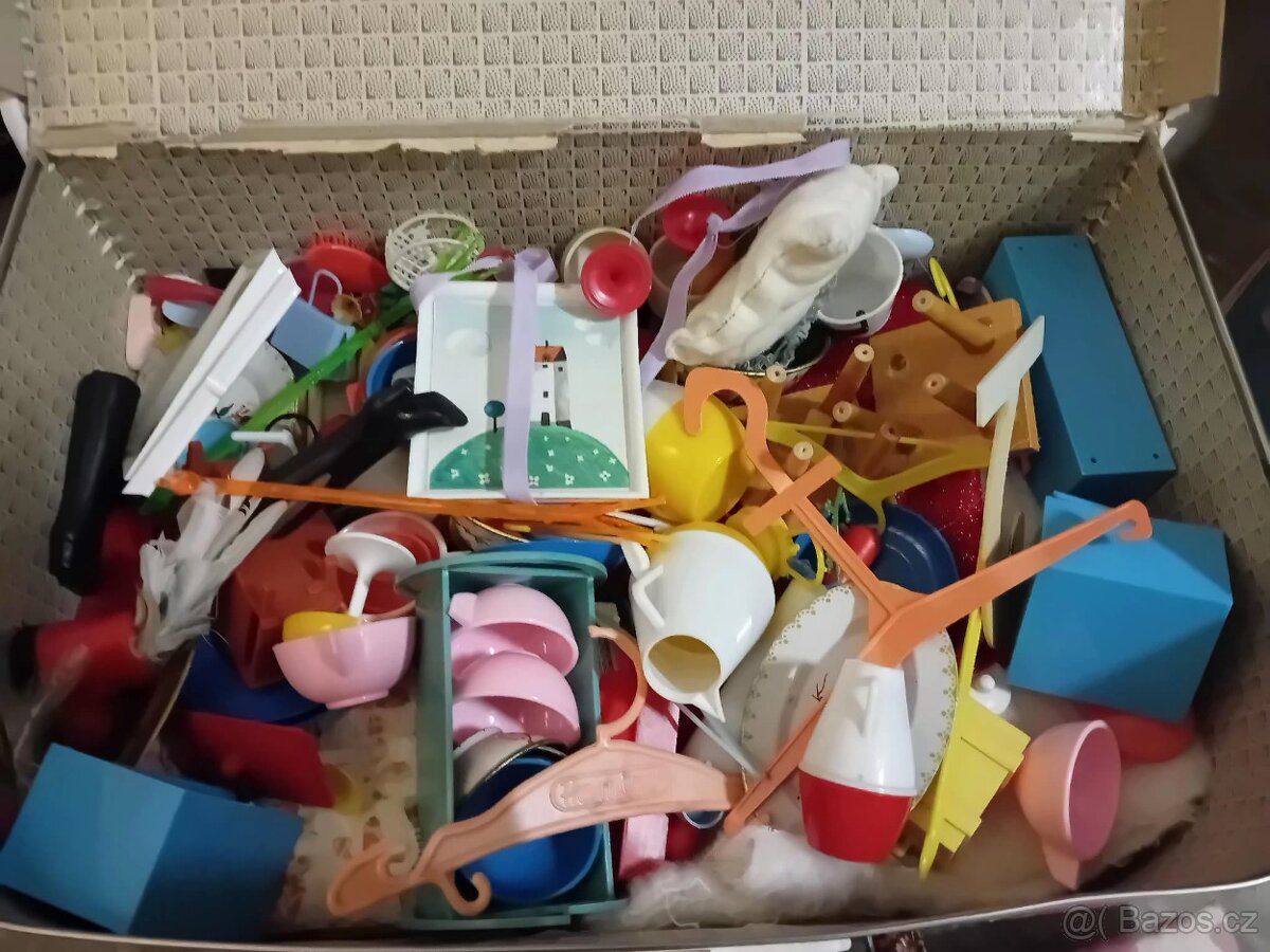 Retro nábyteček pro panenky - 4