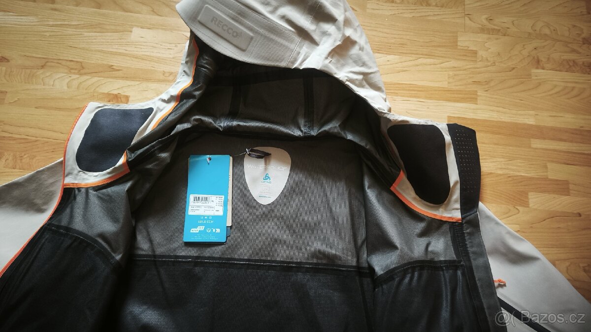 Hardschellova bunda Odlo, poř.cena 7500;- - 4