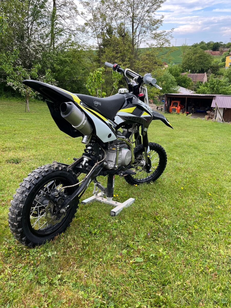 ZÁNOVNÍ PITBIKE STOMP Z3 140 TOP STAV