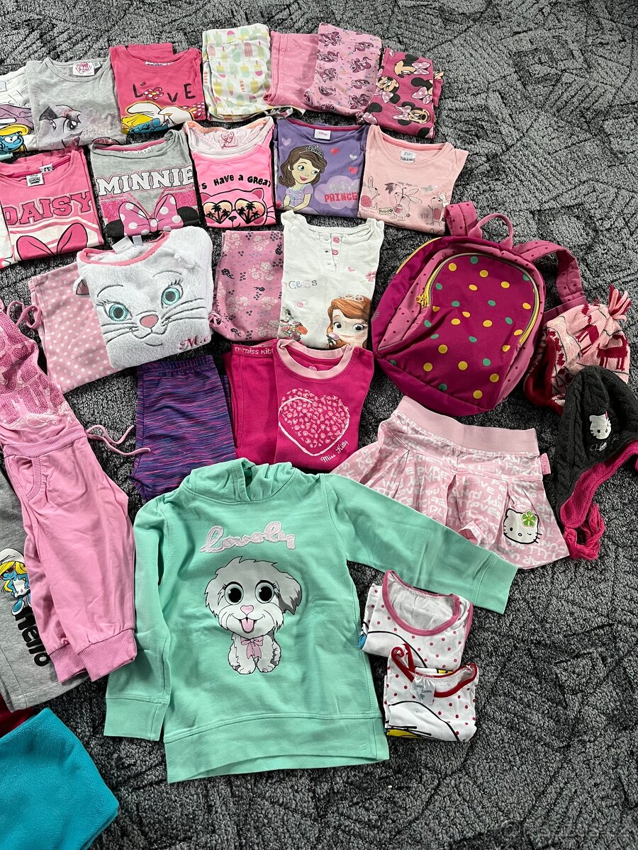 Komplet dívčího oblečení 4 - 5 let - 4